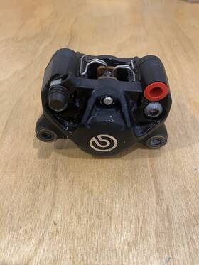 2b006457 Aprilia Rear Brakes