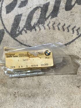 34111454005 Bmw Motorcycle Brake Pad Pins