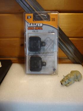 G1054 Galfer 400160002203 Semi-metallic Brake Pads - Rear Motorcycles New Sealed G1054 Galfer 400160002203 Semi-metallic Brake Pads - Rear Motorcycles New Sealed