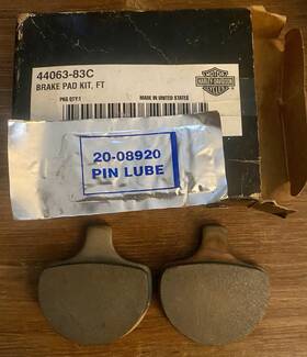Flstsb2008-2011 Harley-davidson Mp276aa1015 Nos Open Box Front Brake Pads For / 44063-83c
