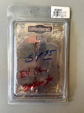 42831-04 Motor Factory 8009047 Front Sintered Brake Pads Harley Sportster Hd Pn