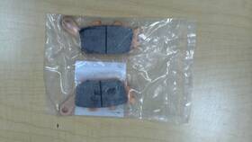 T2022581 Triumph Oem Genuine Brake Pad Set 2 Pads