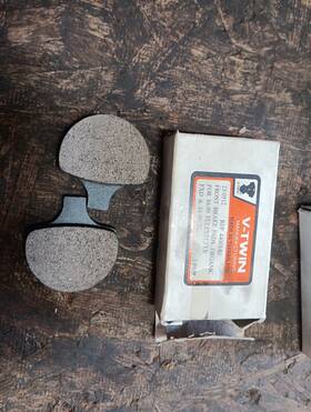 23-0512 V-twin Manufacturing Harley Davidson Dura Soft Front Brake Pad Set F6