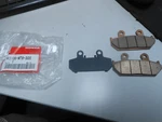 Nos Honda Oem Front Pad Set 90-93 GL1500 45106-MT8-305. Fixed Price $52.73.